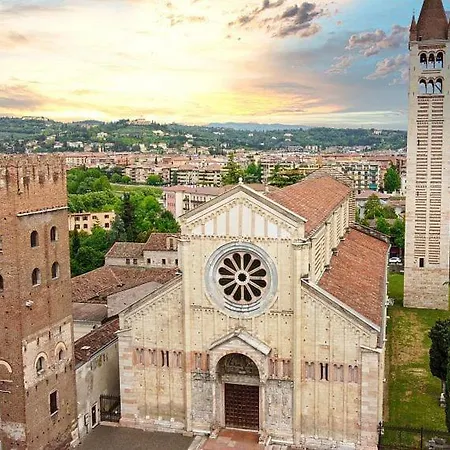 Castelvecchio Retreat 2bd 1bth Center Apartment Verona